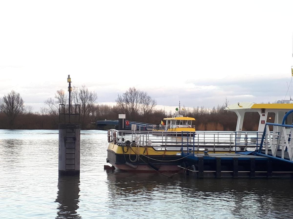 Vertentenhuis Hamme Buitenkant foto